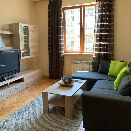 Stambolijski 26 Apartment *